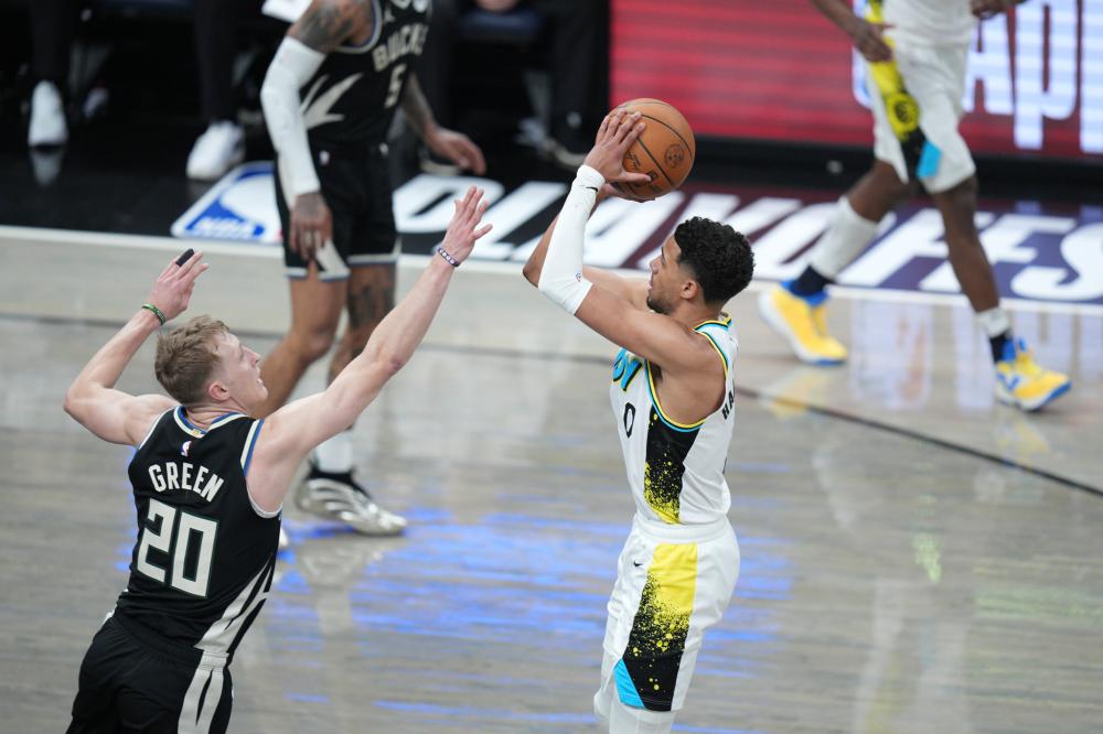 两端的表现 两端的表现