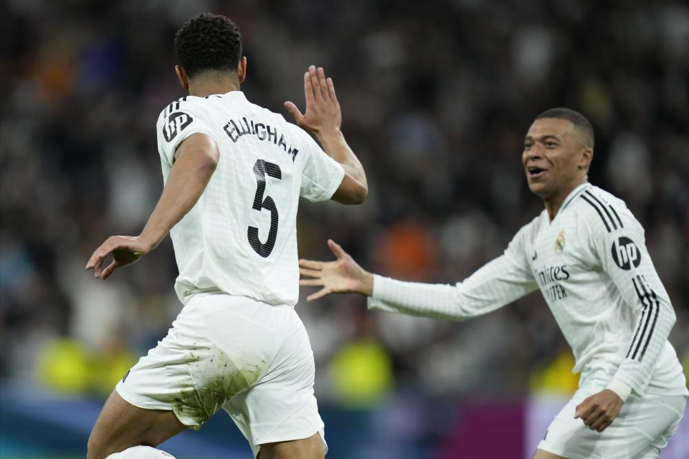 中后卫朱辰 中后卫朱辰